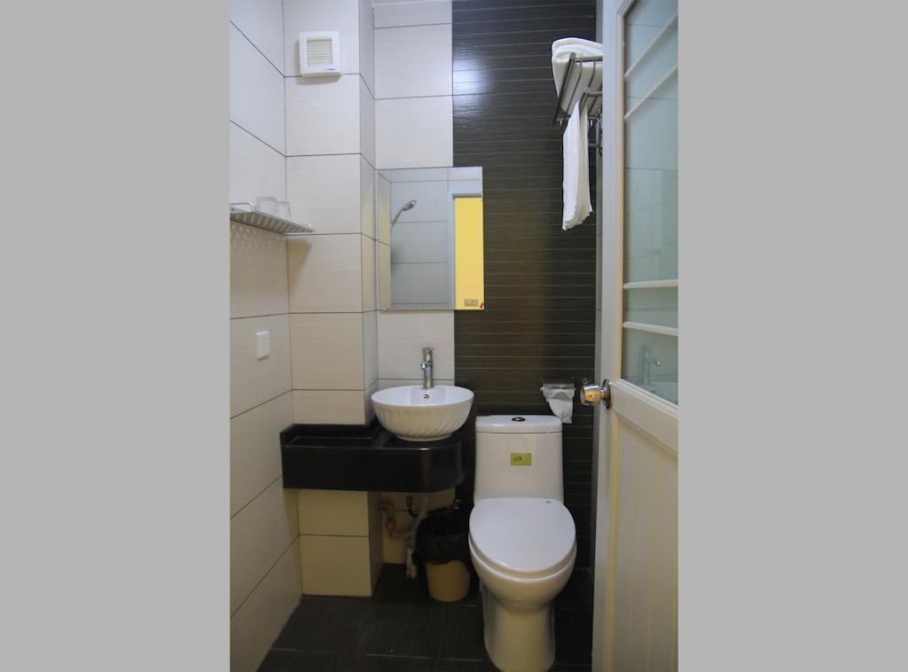 Tiffany Hostel Yangshuo Bagian luar foto