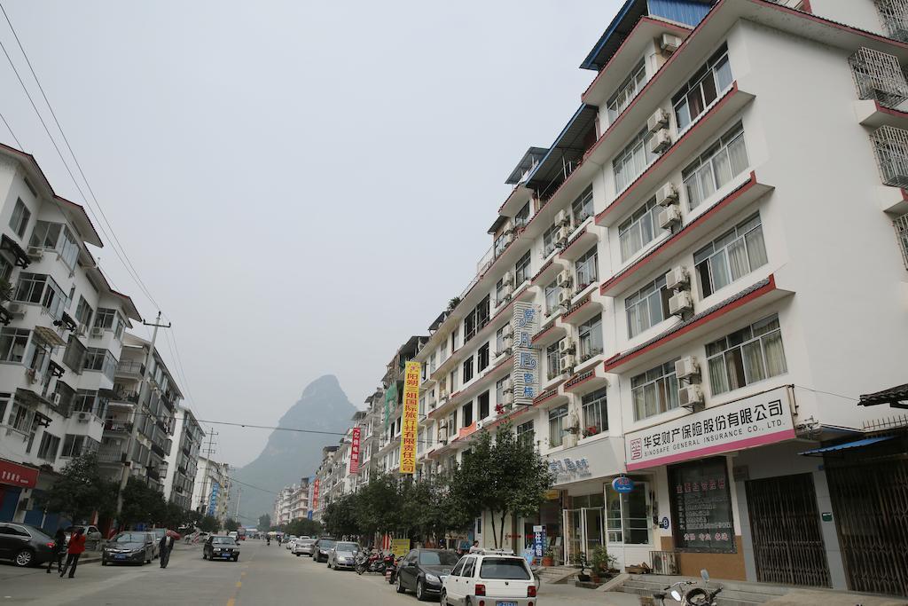 Tiffany Hostel Yangshuo Bagian luar foto