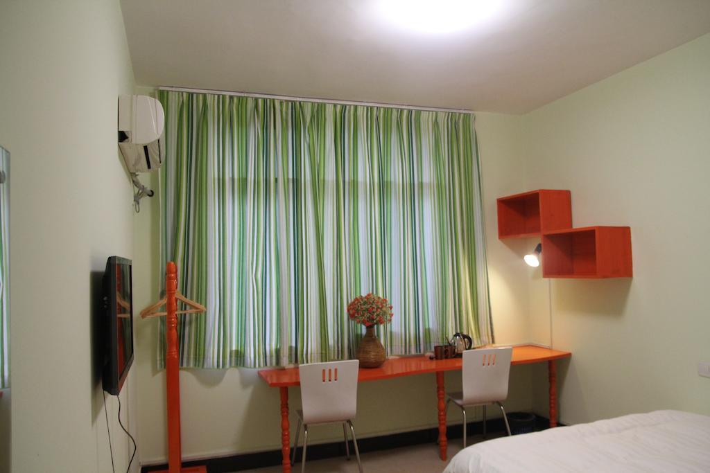 Tiffany Hostel Yangshuo Ruang foto