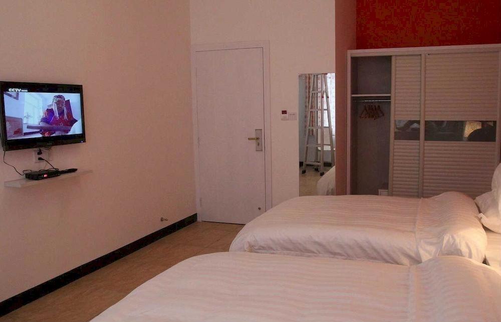 Tiffany Hostel Yangshuo Bagian luar foto